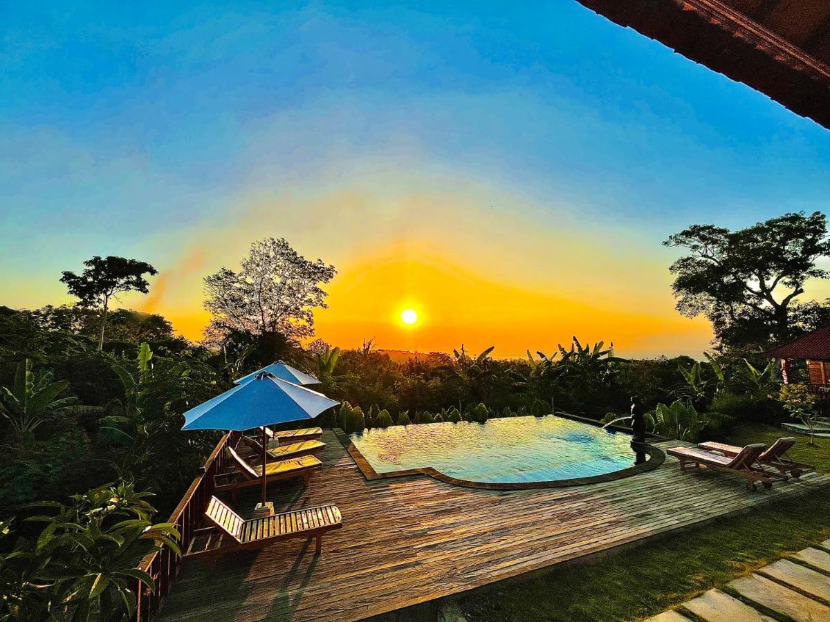 Sunset Hill Lembongan Hotel Eksteriør billede