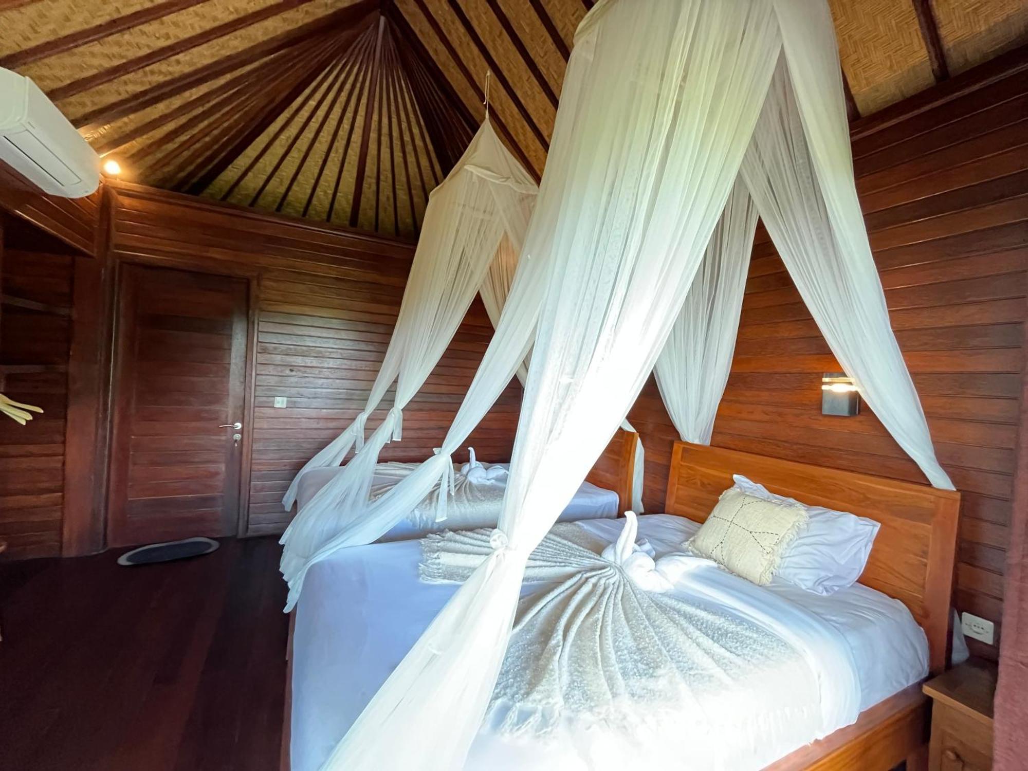 Sunset Hill Lembongan Hotel Eksteriør billede
