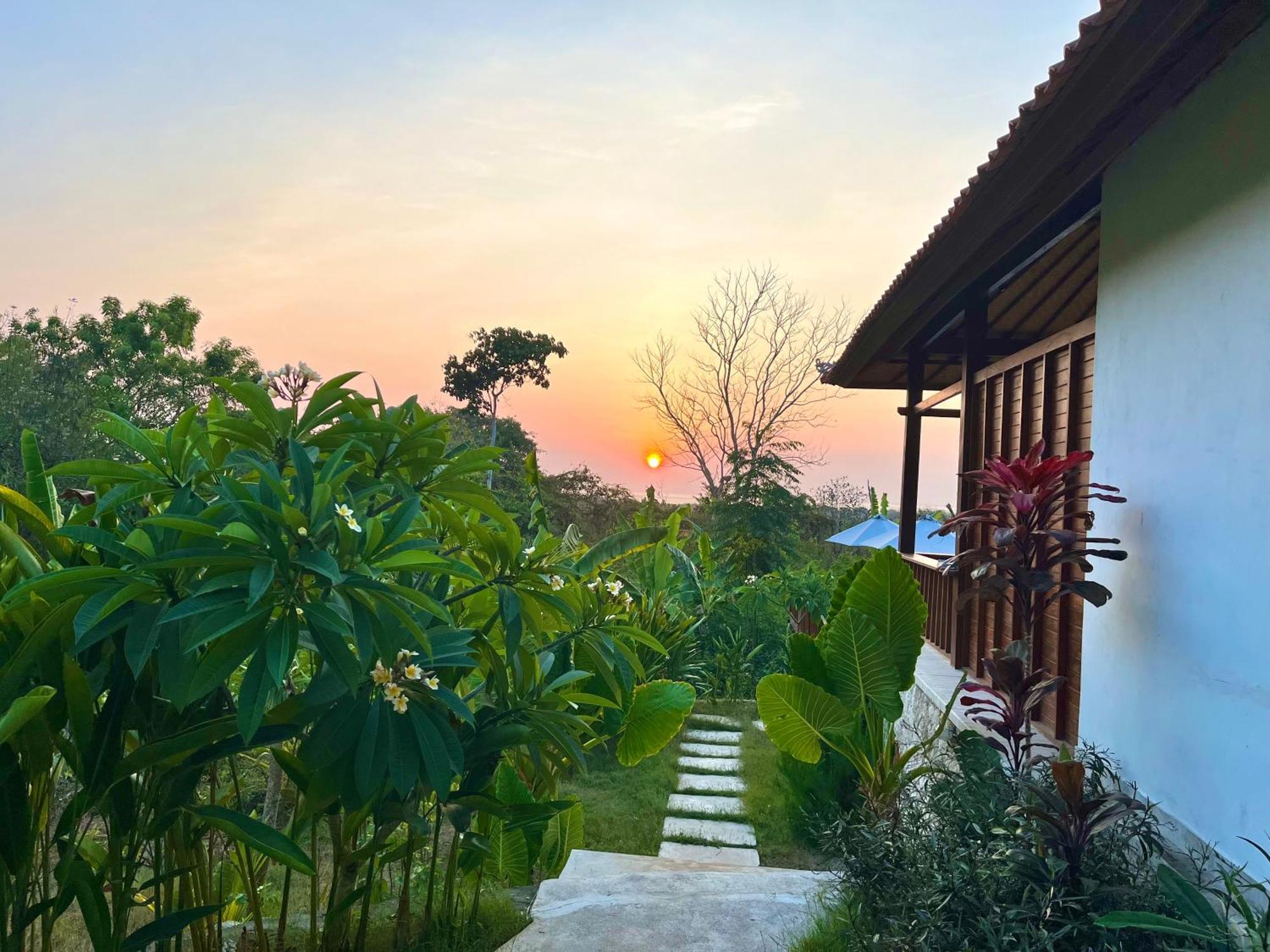 Sunset Hill Lembongan Hotel Eksteriør billede