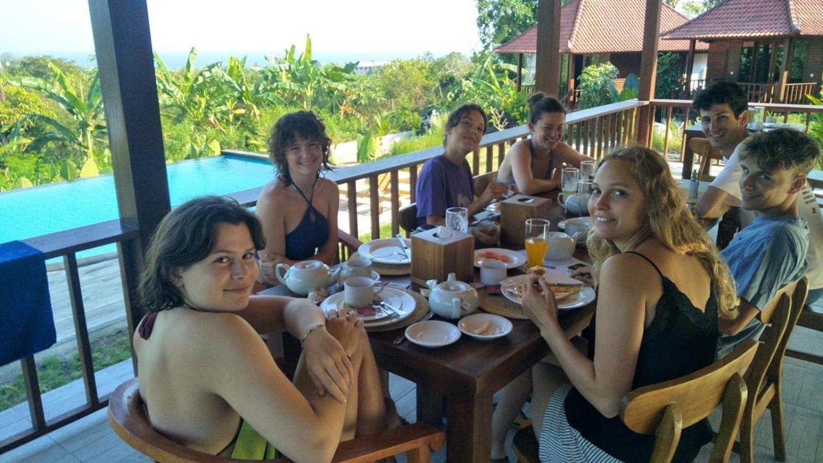 Sunset Hill Lembongan Hotel Eksteriør billede